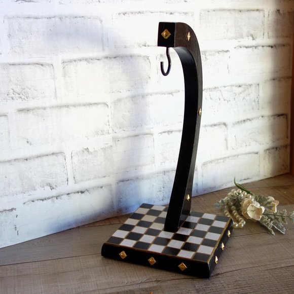 Black and White Checked Banana Hanger Buffalo Check Banana Tree Banana Keeper - Picture 5 of 10